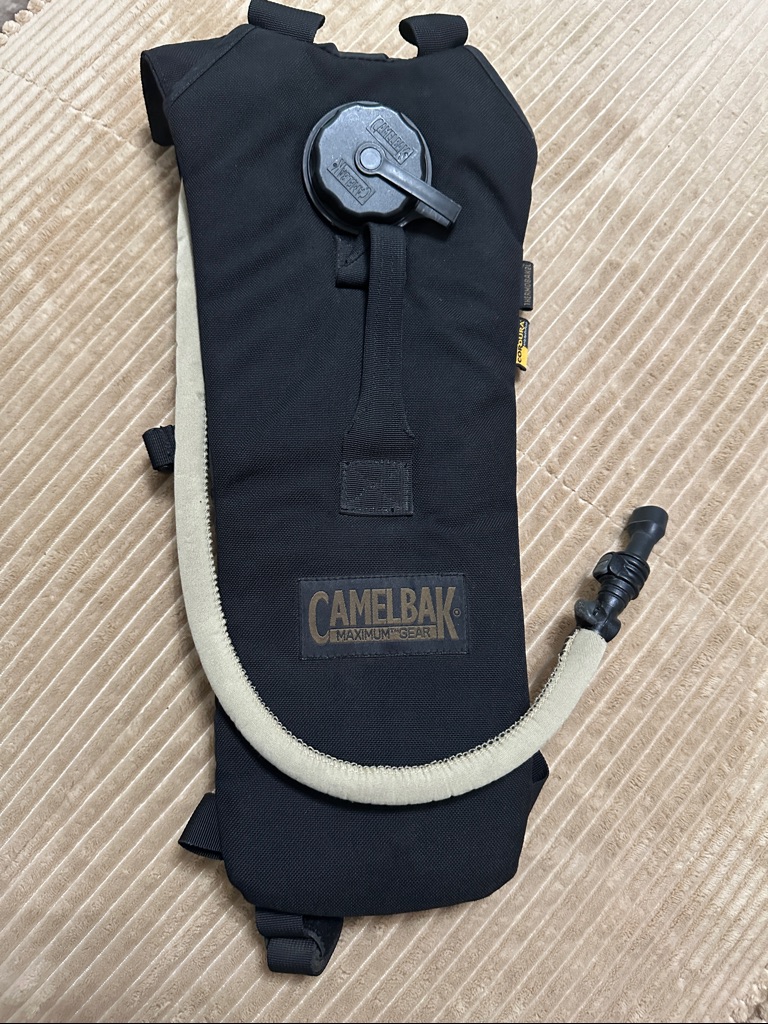 Camelbak Black Hydration Reservoir Pack With Insulated Tube